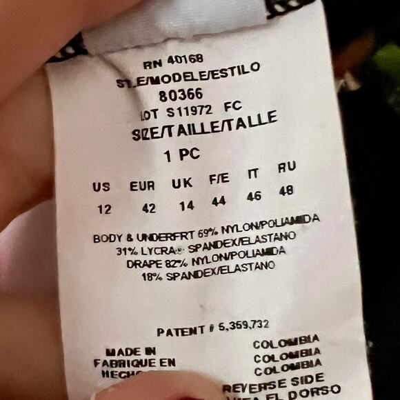 Miracalsuit Tropical Black Floral Print One Piece Suit SZ 12 - Picture 6 of 7